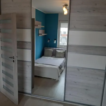 Modern 2 Flat