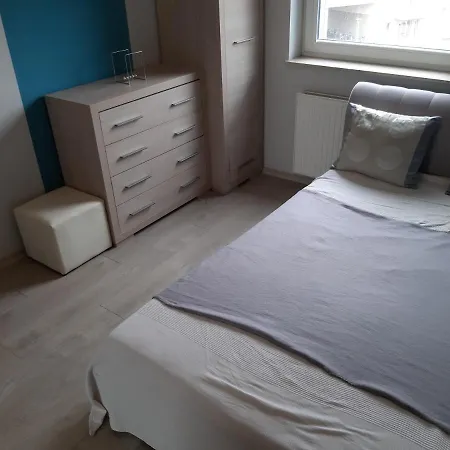 Modern 2 Flat Apartment *