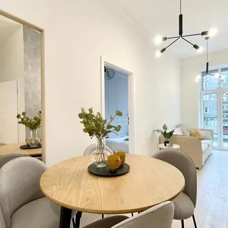 Apartment Modern 2 Flat